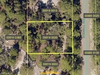 916 Roswell Ave., Lehigh Acres, FL 33974