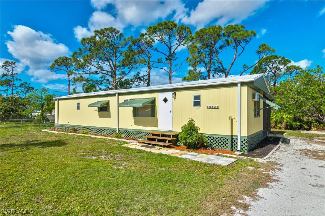 15424 Mapletree Dr., Punta Gorda, FL 33955