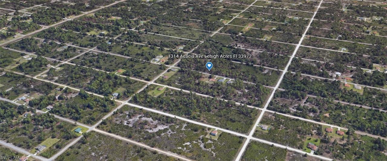 1314 Acacia Ave., Lehigh Acres, FL 33972