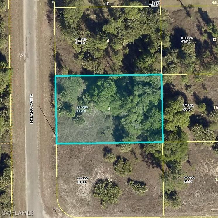 749 Milano Ave., Lehigh Acres, FL 33974