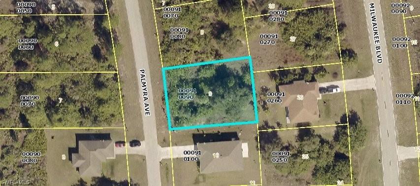 417 Palmyra Ave., Lehigh Acres, FL 33974