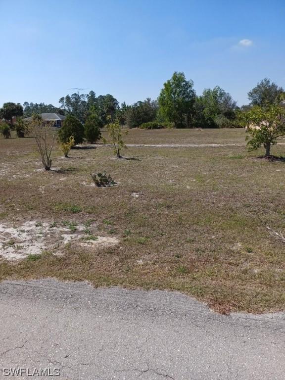 719 Plumosa Ave., Lehigh Acres, FL 33972