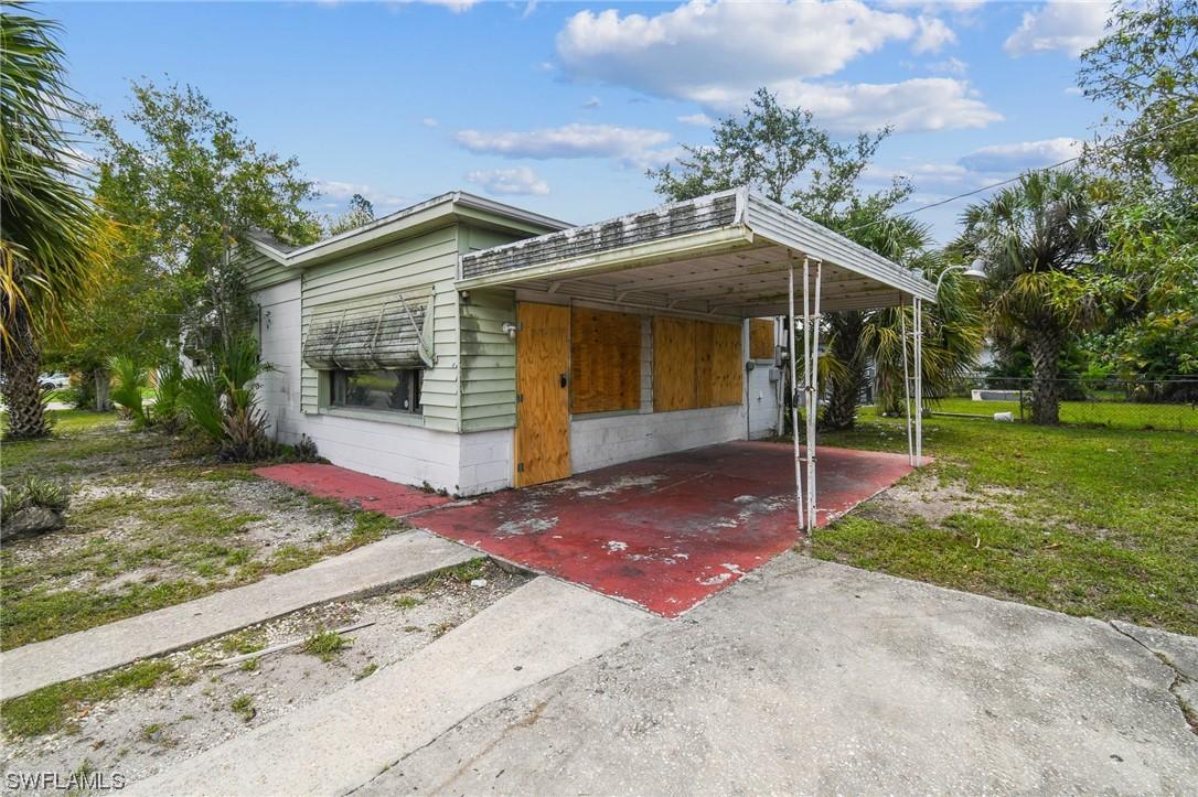 2906 St Charles St., Fort Myers, FL 33916