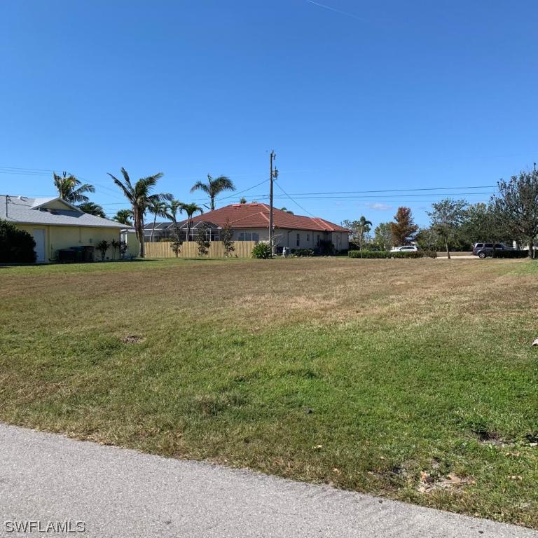 3732 SW 15th Pl., Cape Coral, FL 33914