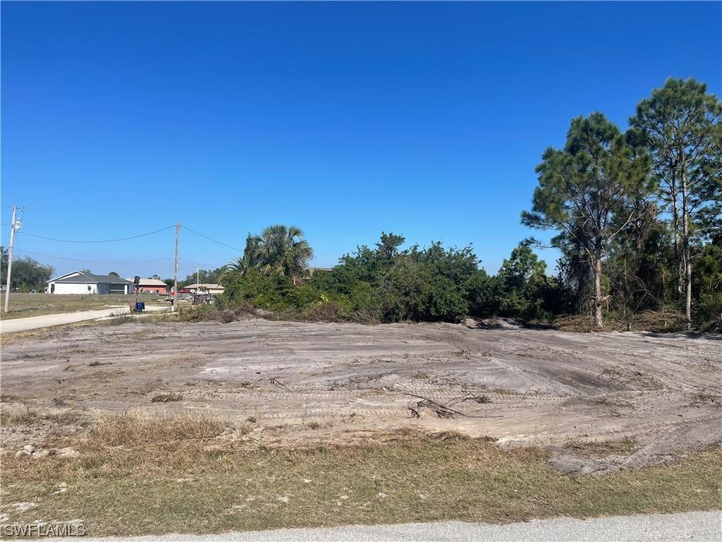 3105 Loraine Ave., Lehigh Acres, FL 33976