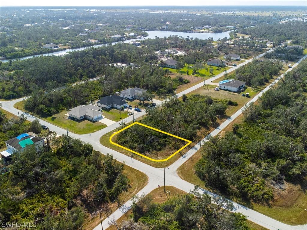 10021 Amicola St., Port Charlotte, FL 33981