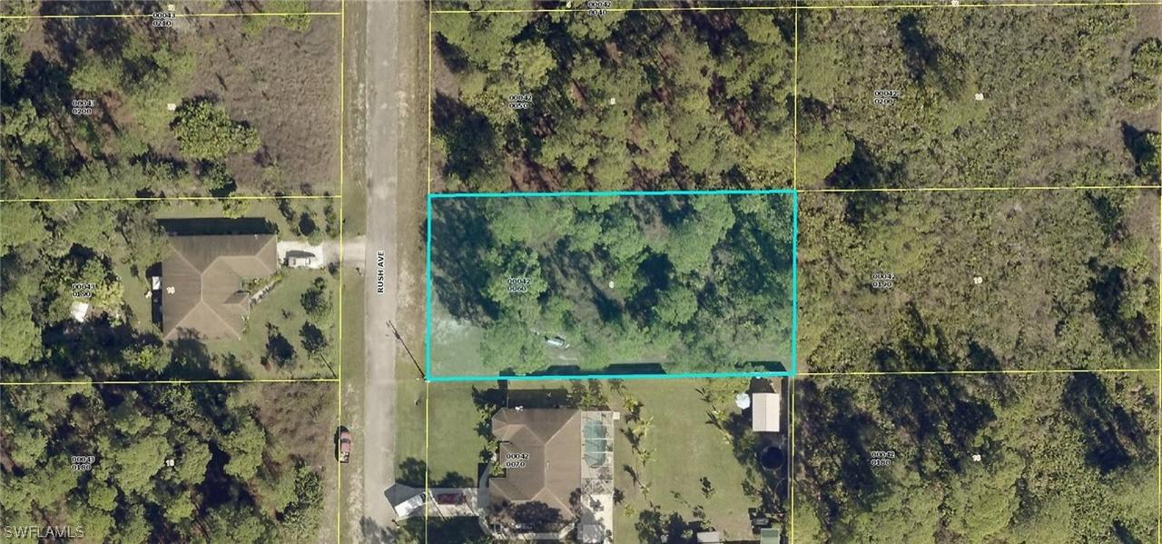 1512 Rush Ave., Lehigh Acres, FL 33972