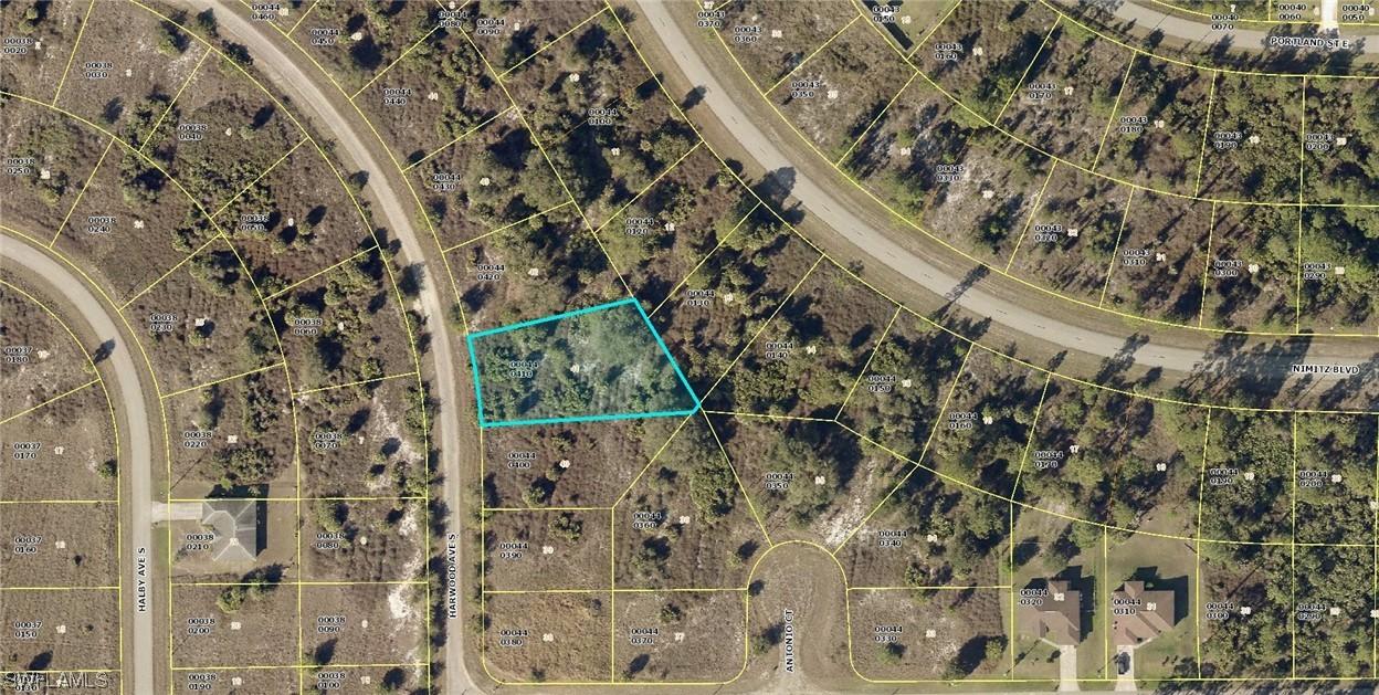 1019 Harwood Ave., Lehigh Acres, FL 33974
