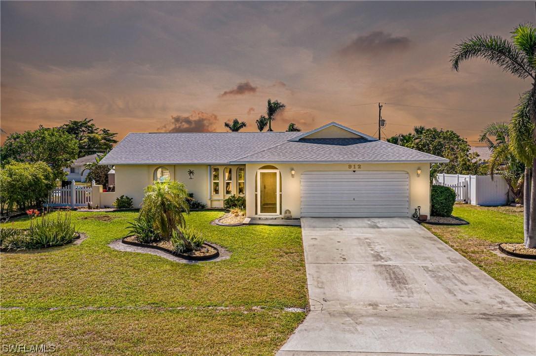 912 SE 29th Ter., Cape Coral, FL 33904