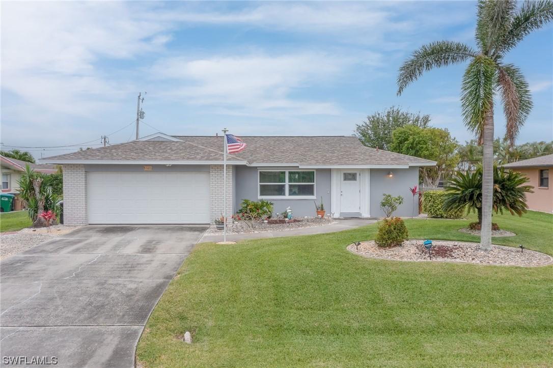 1026 SE 43rd Ter., Cape Coral, FL 33904