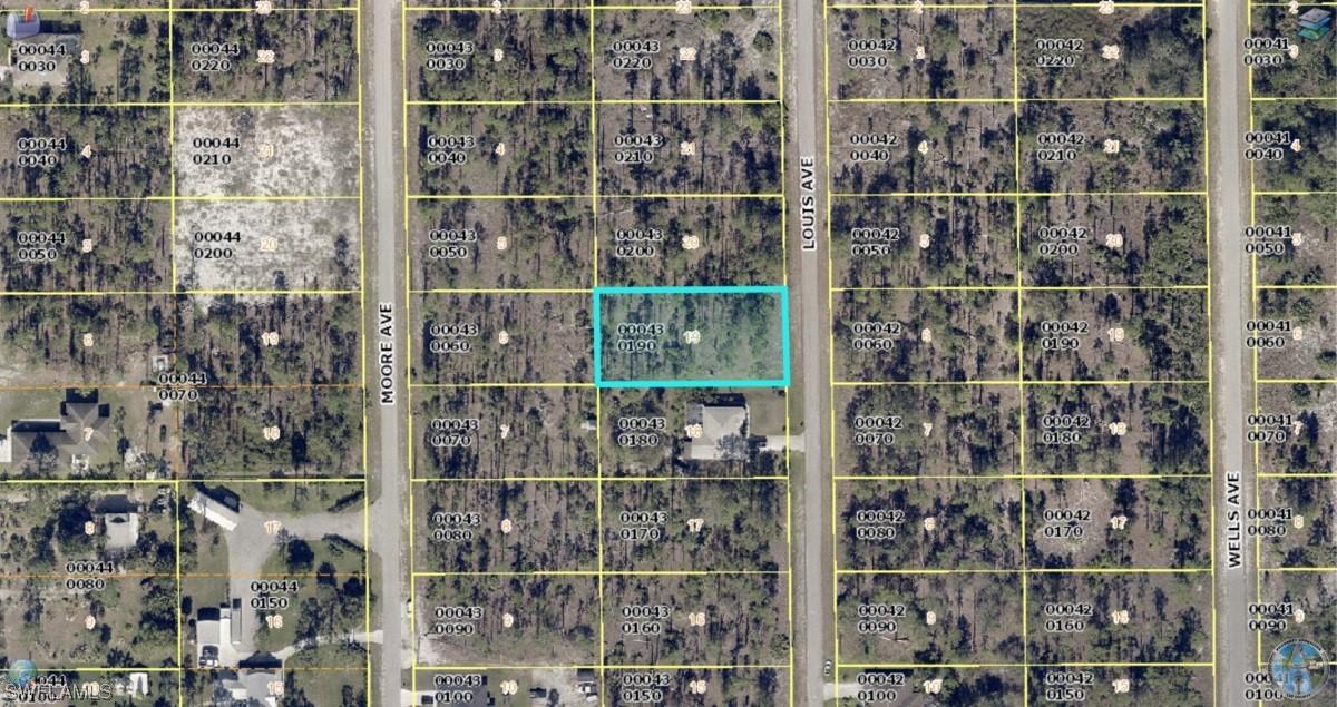 1113 Louis Ave., Lehigh Acres, FL 33972