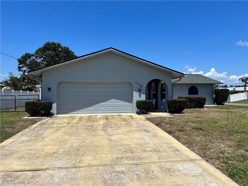 1219 SE 18th Ter., Cape Coral, FL 33990