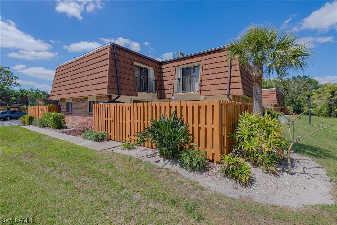 1418 Park Shore Cir. #4, Fort Myers, FL 33901