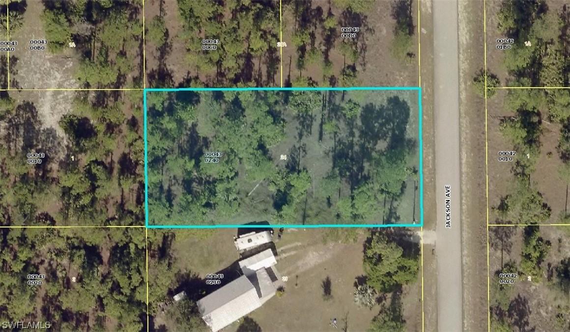 1123 Jackson Ave., Lehigh Acres, FL 33972
