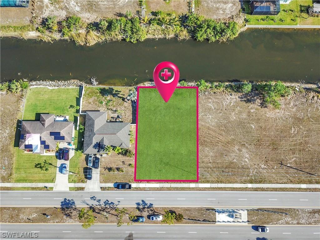 625 Gleason Pkwy., Cape Coral, FL 33914