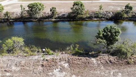 808 NW 20th St., Cape Coral, FL 33993