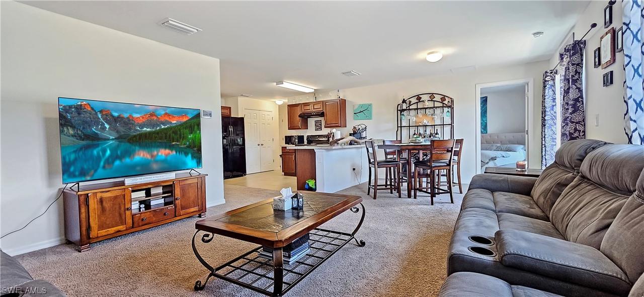 1414 NW 20th St., Cape Coral, FL 33993