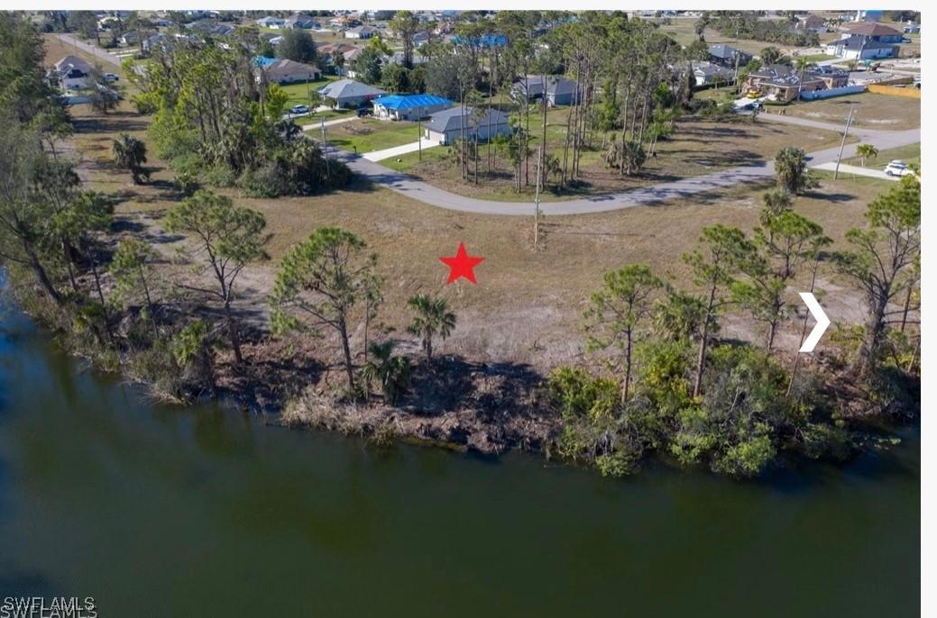2042 NE 33rd Ln., Cape Coral, FL 33909