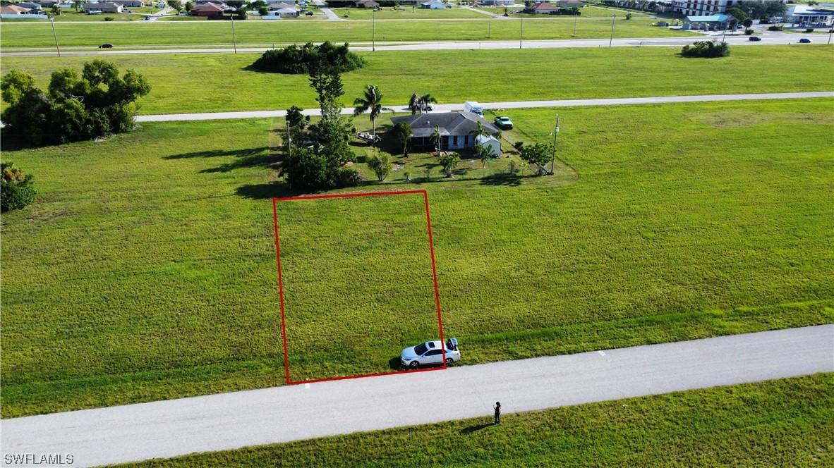 1716 NE 17th St., Cape Coral, FL 33909