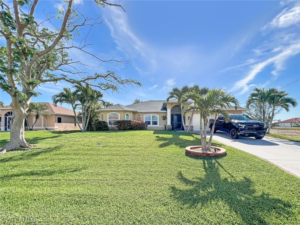 723 NW 38th Pl., Cape Coral, FL 33993