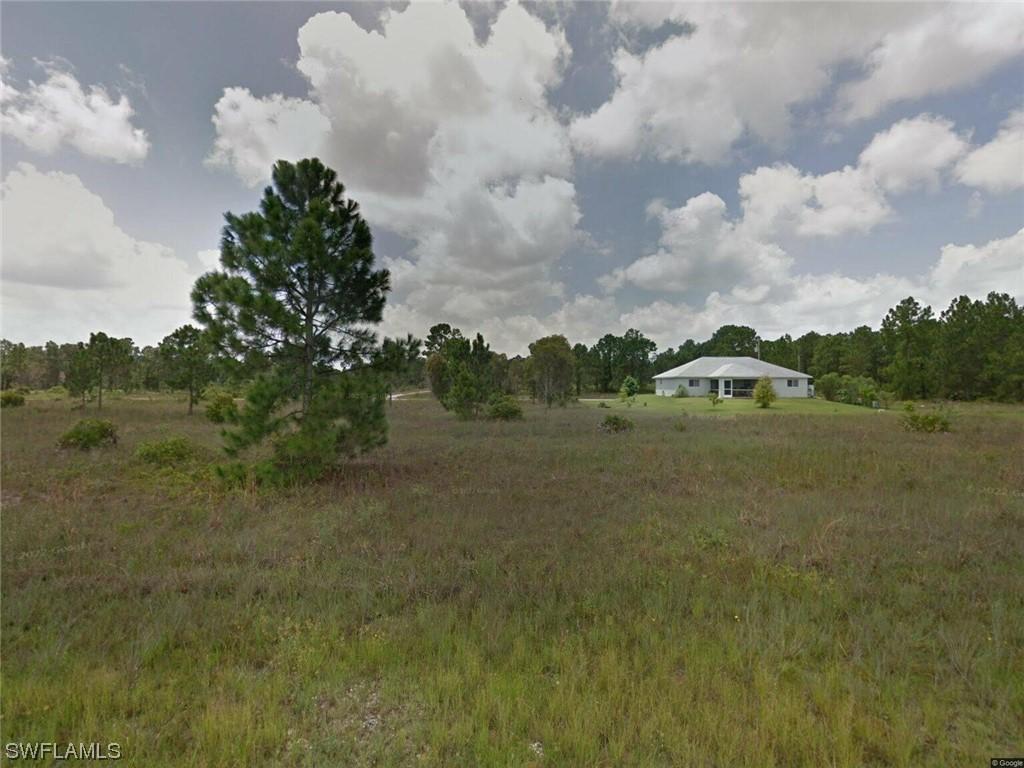 850 Palomino St., Lehigh Acres, FL 33974