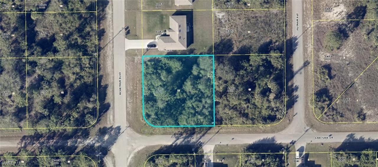 429 Mcarthur Blvd., Lehigh Acres, FL 33974