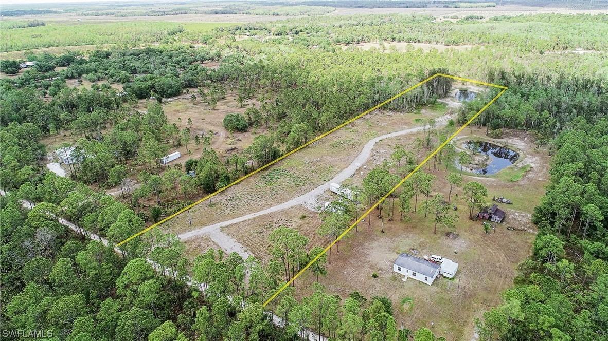 22861 Mulholland Dr., Fort Myers, FL 33913