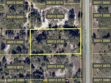 813 Poinsettia Ave., Lehigh Acres, FL 33972