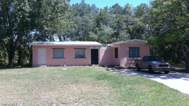 102 Orkney Ct., Lehigh Acres, FL 33974