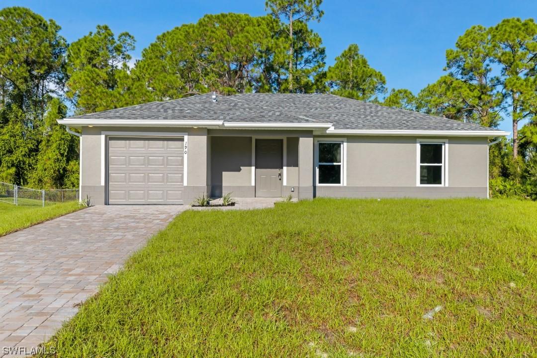 354 Pinafore Ave., Lehigh Acres, FL 33974