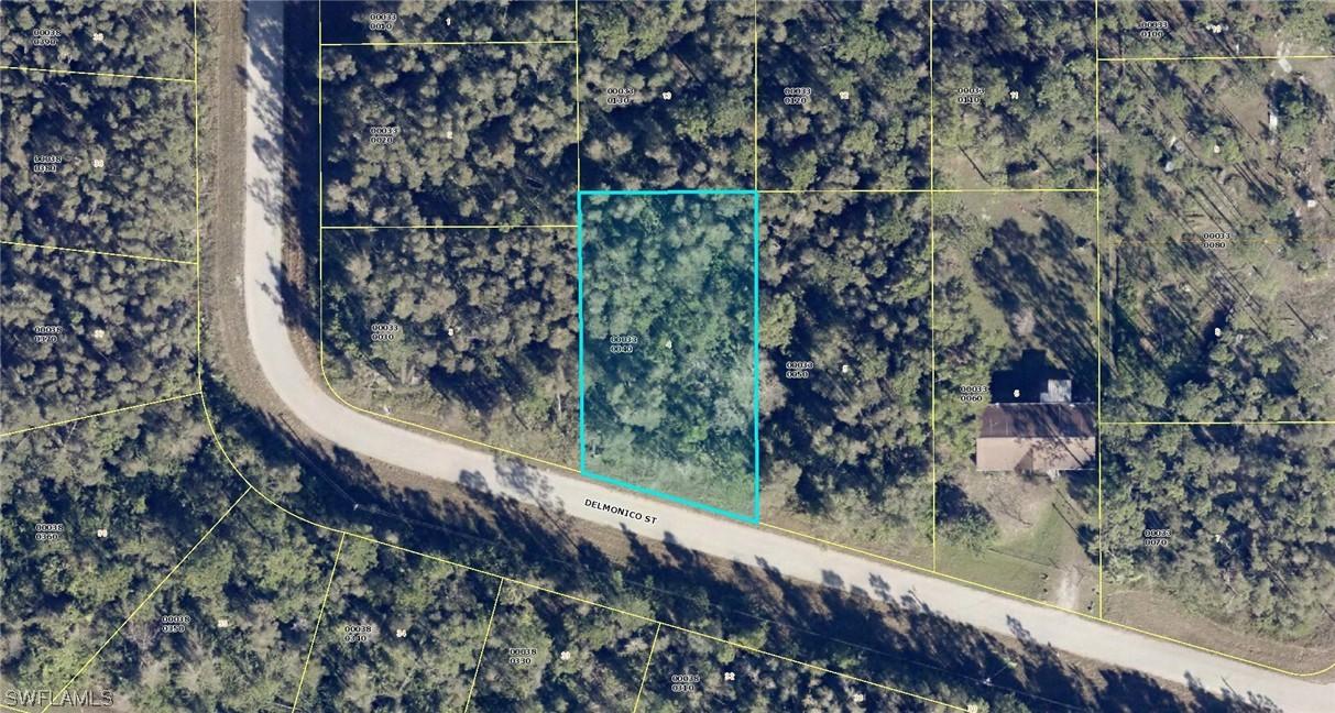 623 Delmonico St., Lehigh Acres, FL 33974