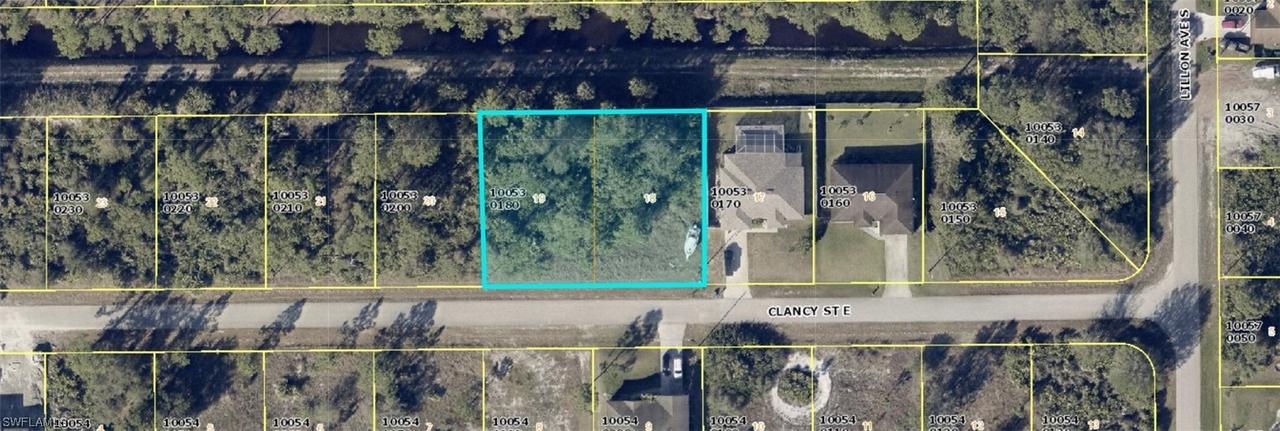 757 Clancy St., Lehigh Acres, FL 33974