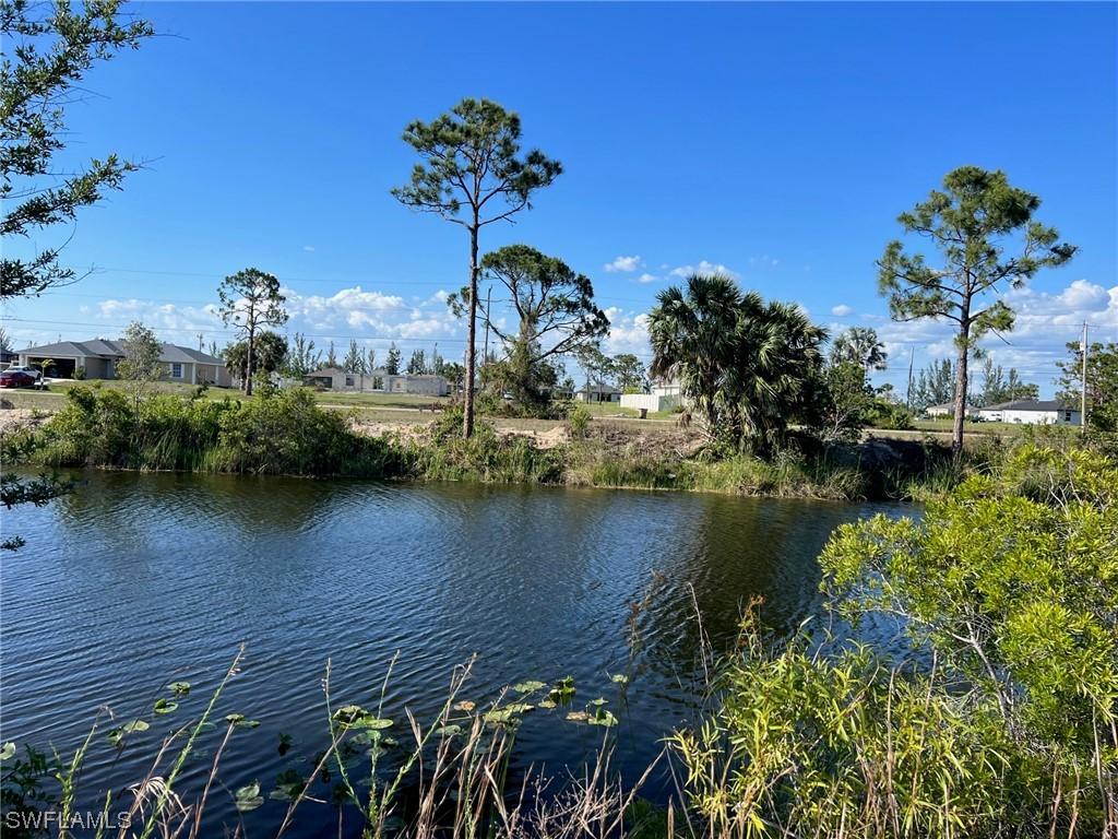 2921 NW 25th Ln., Cape Coral, FL 33993