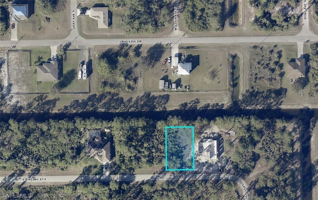 939 Sterling St., Lehigh Acres, FL 33974