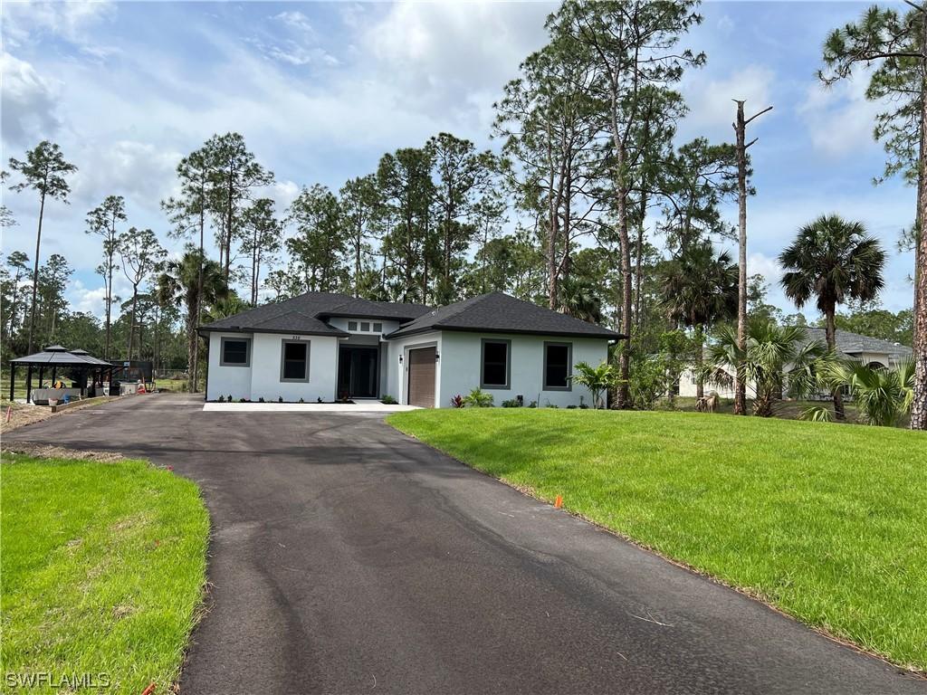 536 16th Ave., Naples, FL 34120