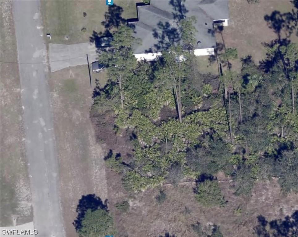 2012 Roosevelt Ave., Lehigh Acres, FL 33920