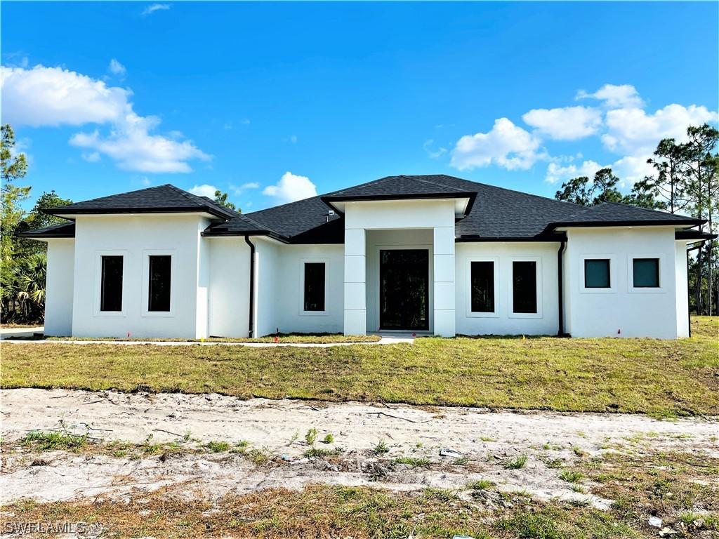 4634 43rd Ave., Naples, FL 34120