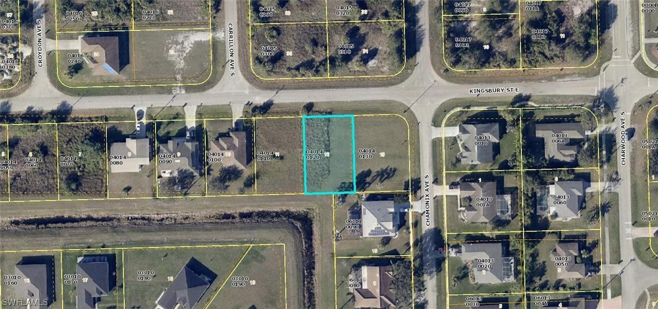 644 Kingsbury St., Lehigh Acres, FL 33974