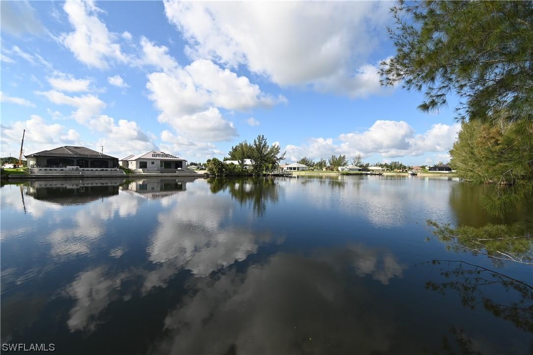 2200 NW 38th Pl., Cape Coral, FL 33993