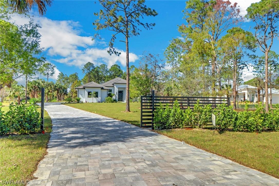 733 15th St., Naples, FL 34117