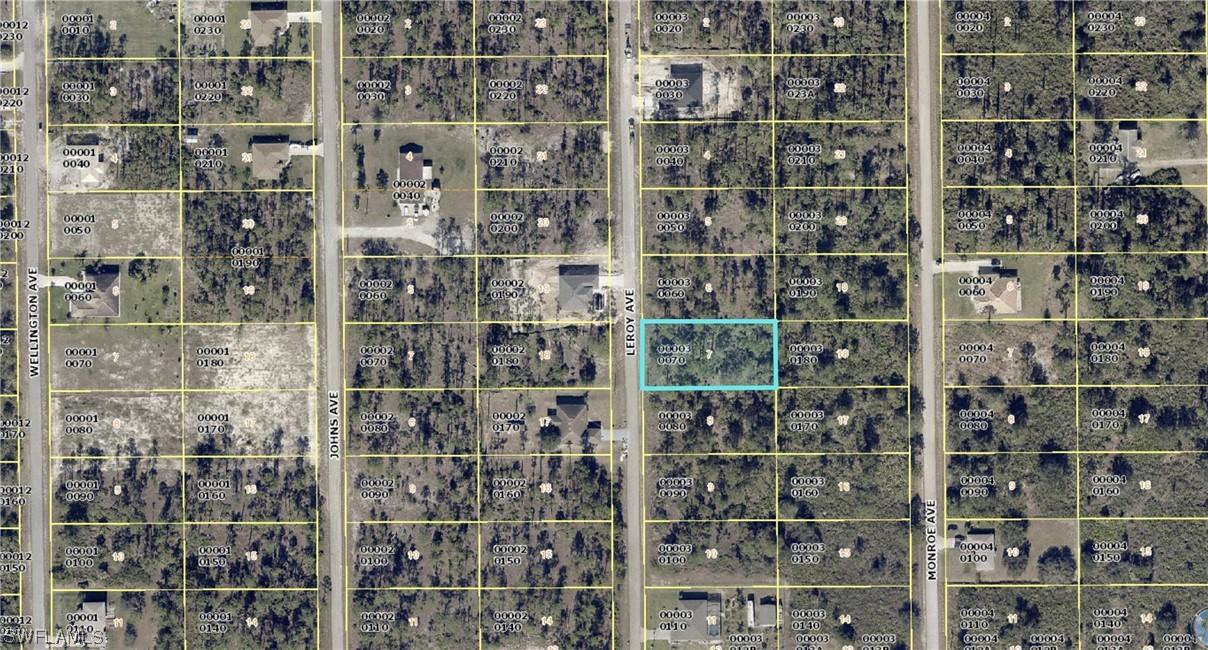 810 Leroy Ave., Lehigh Acres, FL 33972