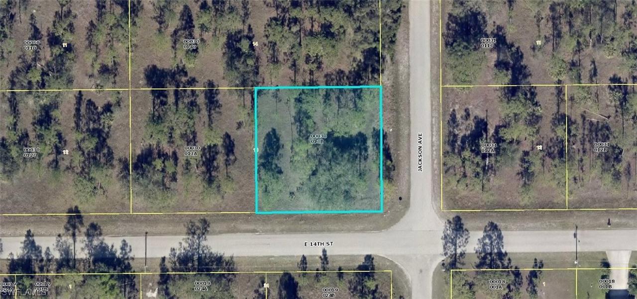 2807 E 14th St., Lehigh Acres, FL 33972