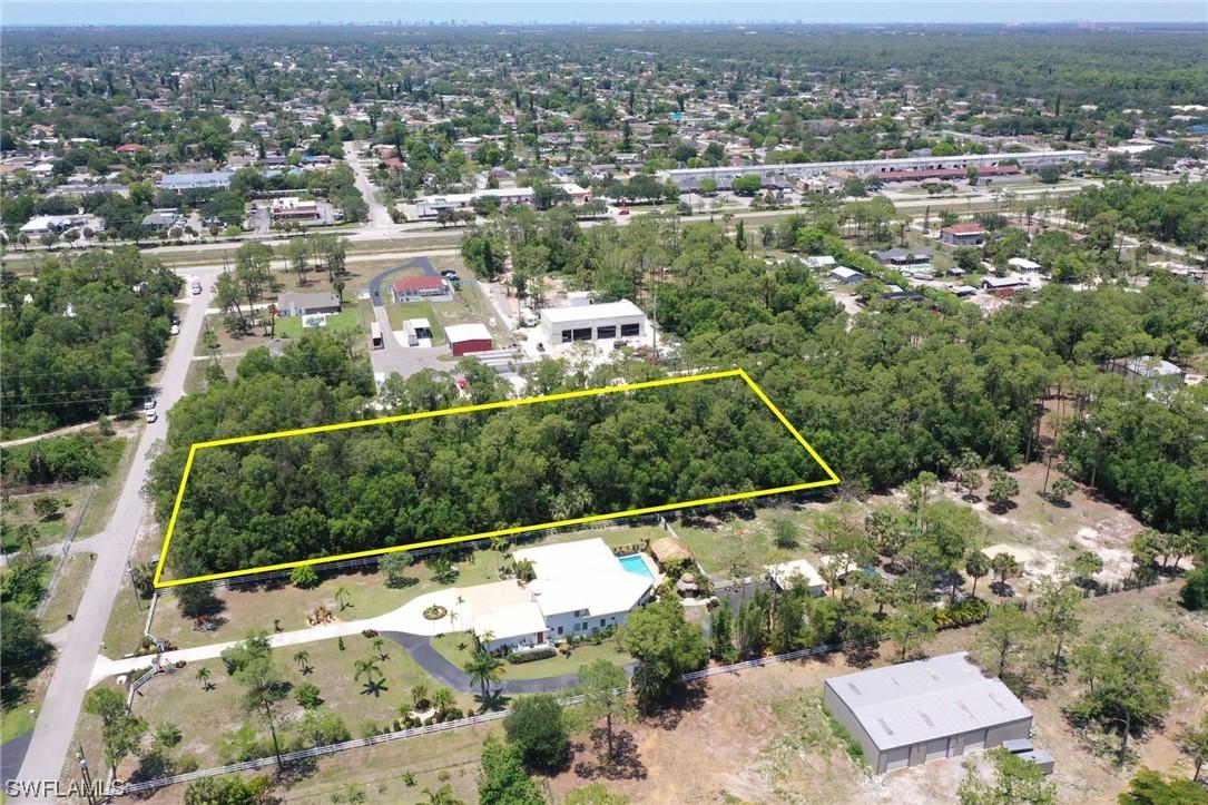 21st Ave., Naples, FL 34117