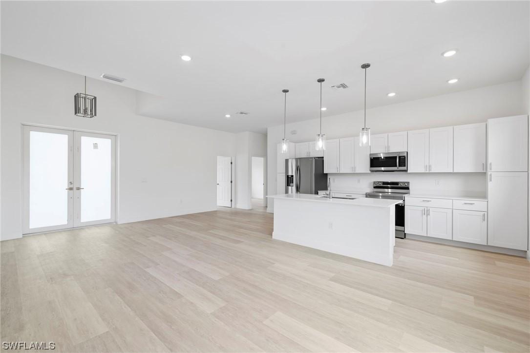 4103 Nora Ave., Lehigh Acres, FL 33976