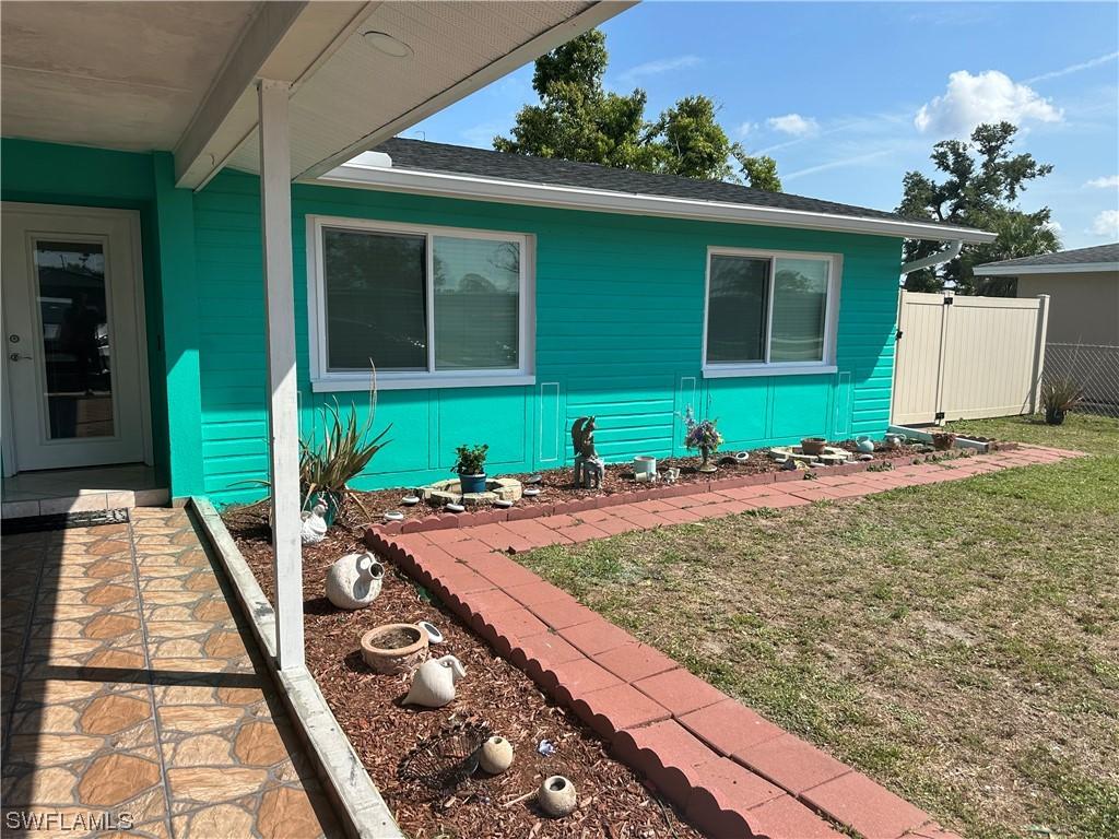 1107 NE Pine Island Ln., Cape Coral, FL 33909