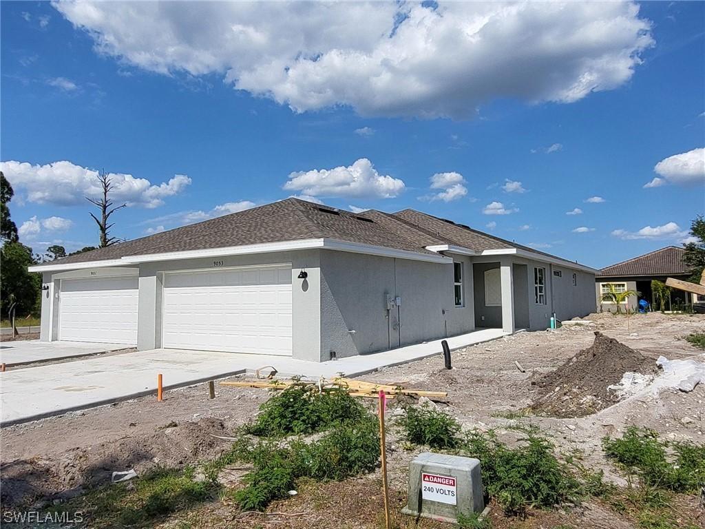 9086 Leatherwood Loop, Lehigh Acres, FL 33936
