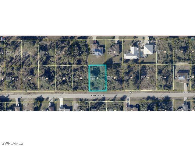 861 Carbon St., Lehigh Acres, FL 33974