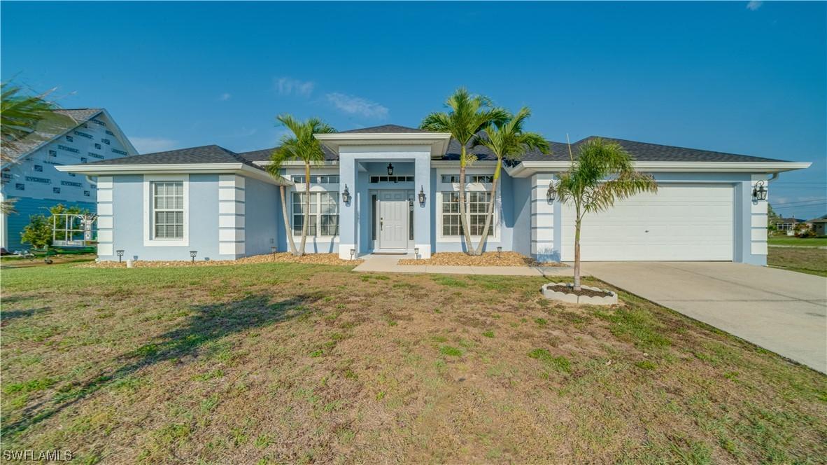 915 NW 5th Pl., Cape Coral, FL 33993