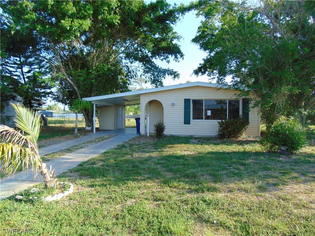 1109 Gifford Ave., Lehigh Acres, FL 33936