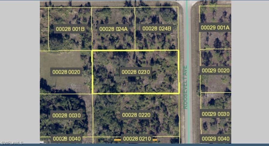 1021 Roosevelt Ave., Lehigh Acres, FL 33936